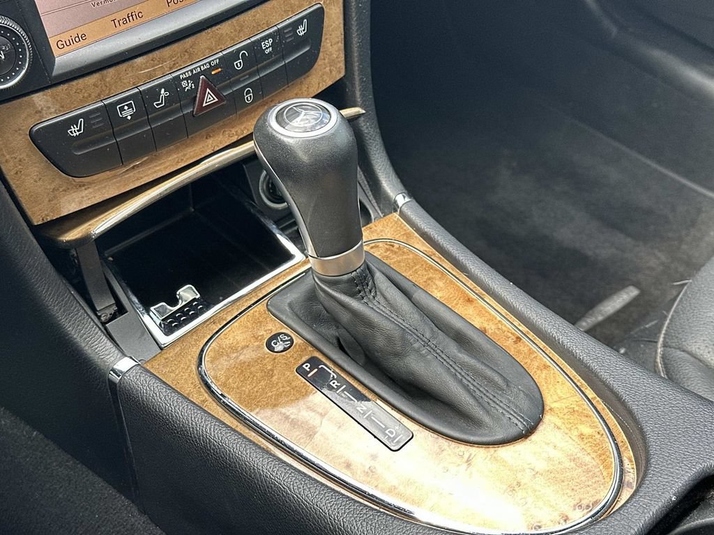 Used 2009 Mercedes-Benz E 350 4MATIC Sedan image 31