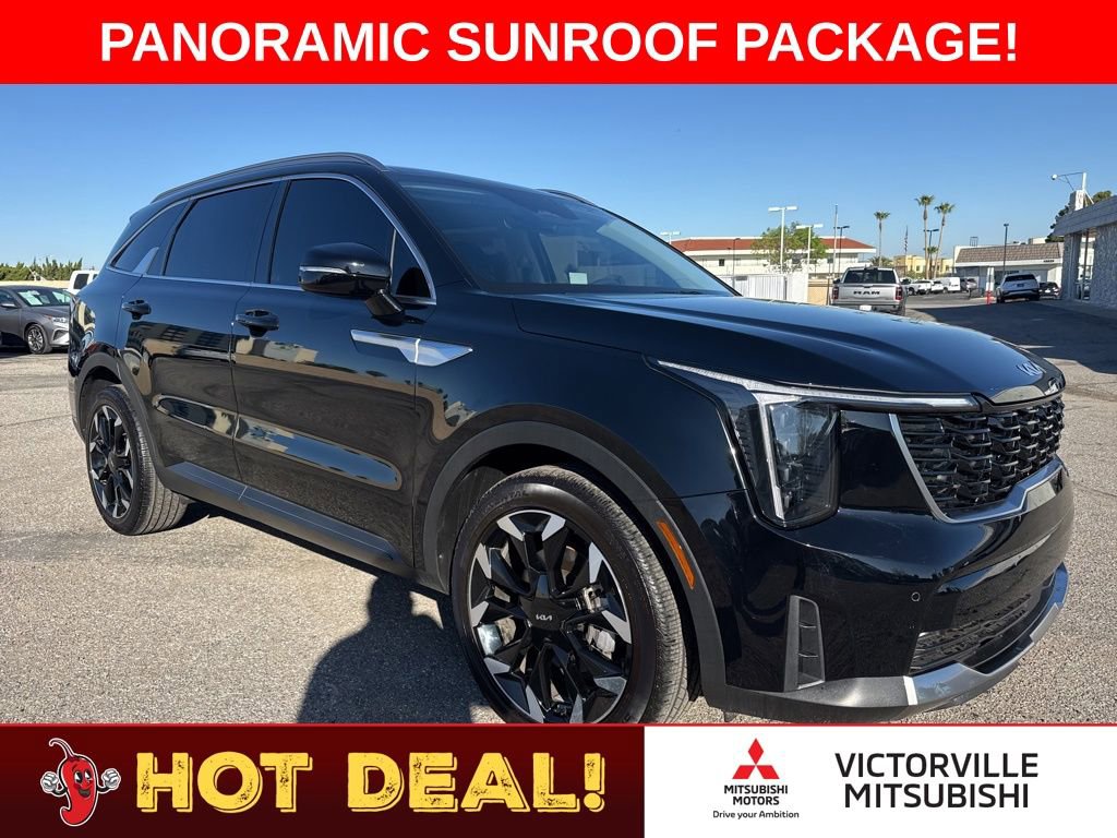 Used 2025 Kia Sorento EX w/ Panoramic Sunroof Package