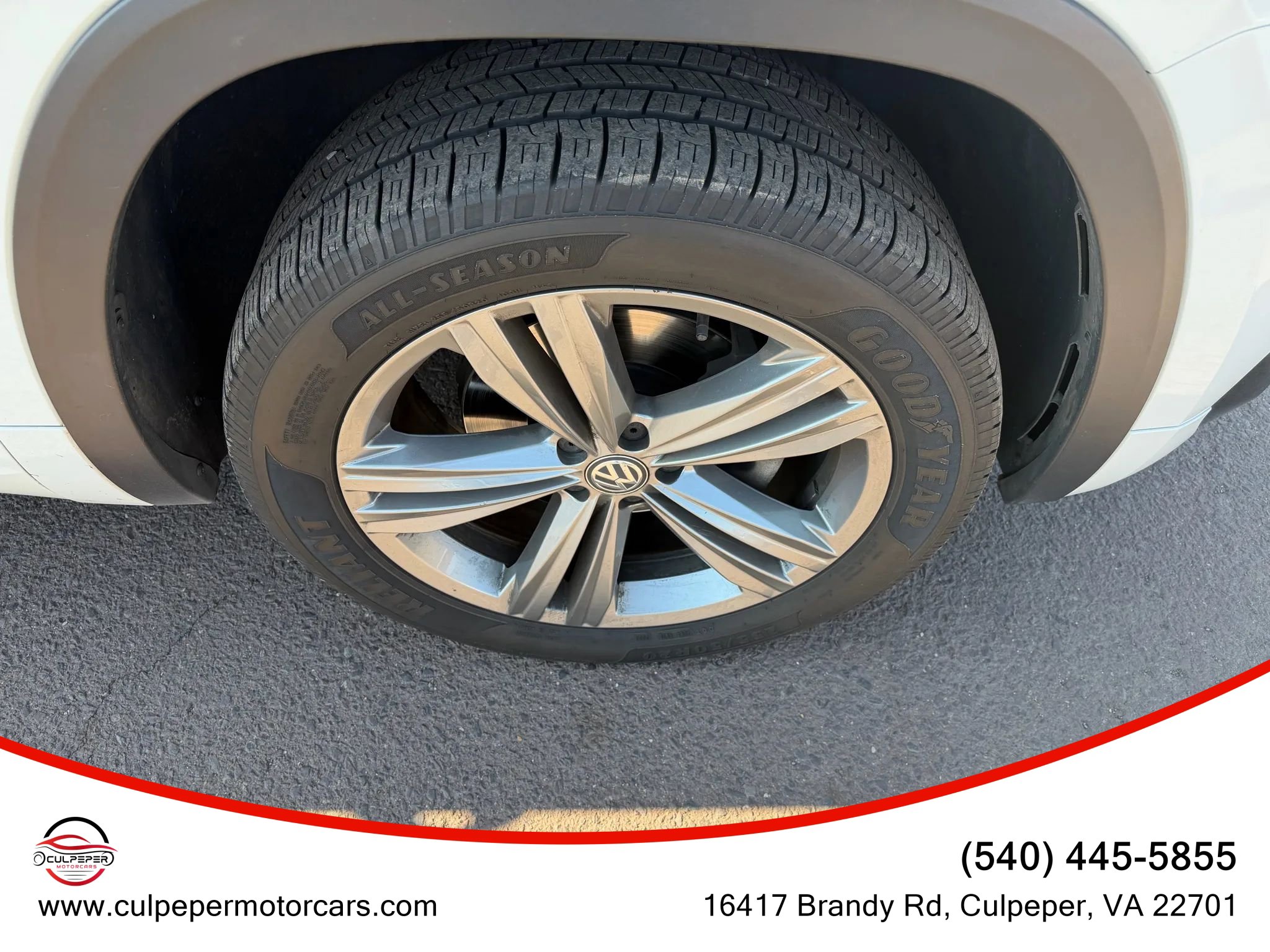 Used 2018 Volkswagen Atlas SE w/ R-Line Package image 27