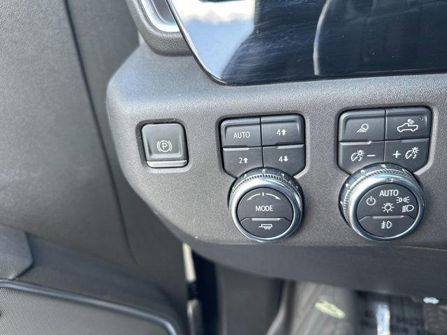 Used 2022 GMC Sierra 1500 SLT w/ SLT Premium Package AWD/4WD image 41