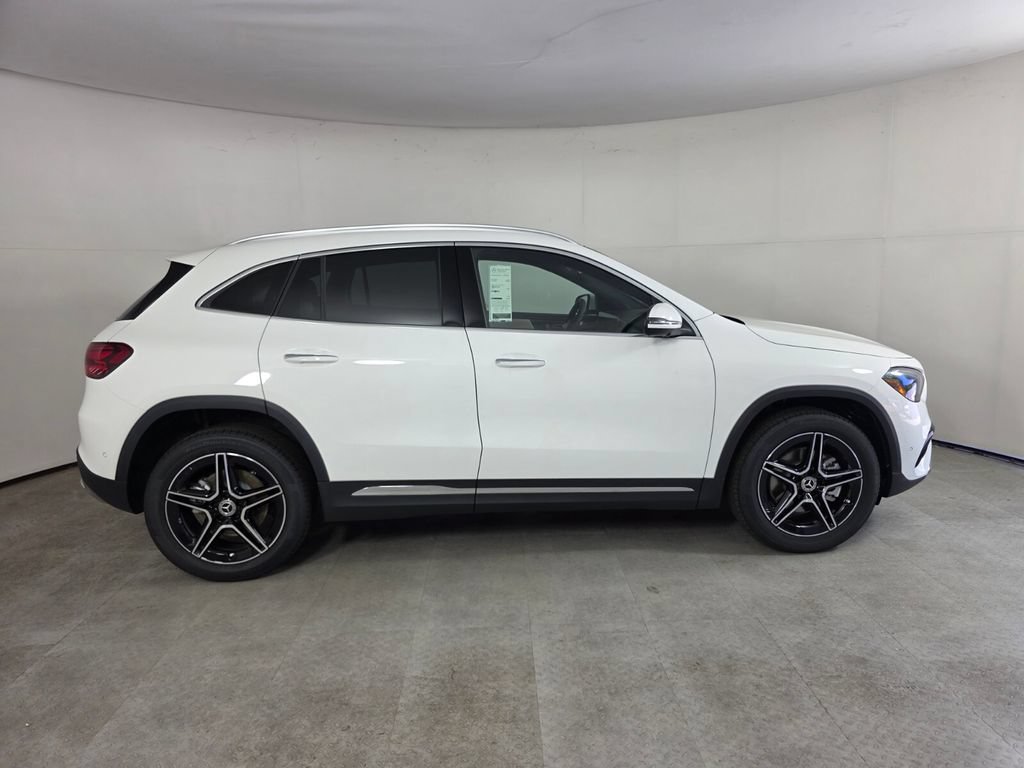 New 2026 Mercedes-Benz GLA 250 4MATIC image 3
