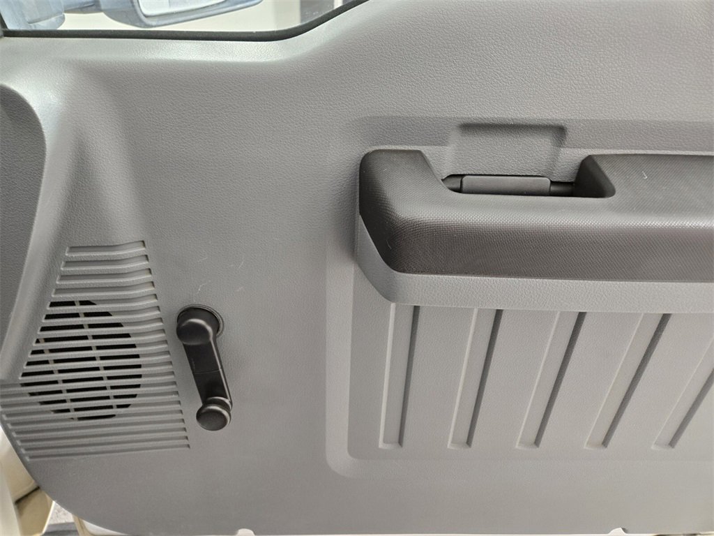 Used 2011 Ford F250 XL w/ Skid Plate Pkg image 21