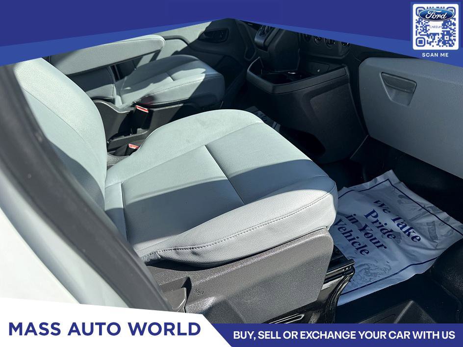 Used 2015 Ford Transit 350 XL image 9