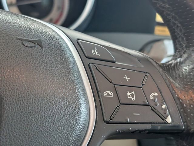 Used 2012 Mercedes-Benz C 250 Sedan image 21