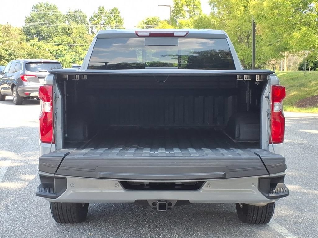 Used 2025 Chevrolet Silverado 1500 RST w/ Convenience Package II AWD/4WD image 10