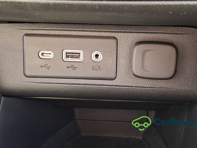 Certified 2020 Buick Encore GX Preferred FWD image 25