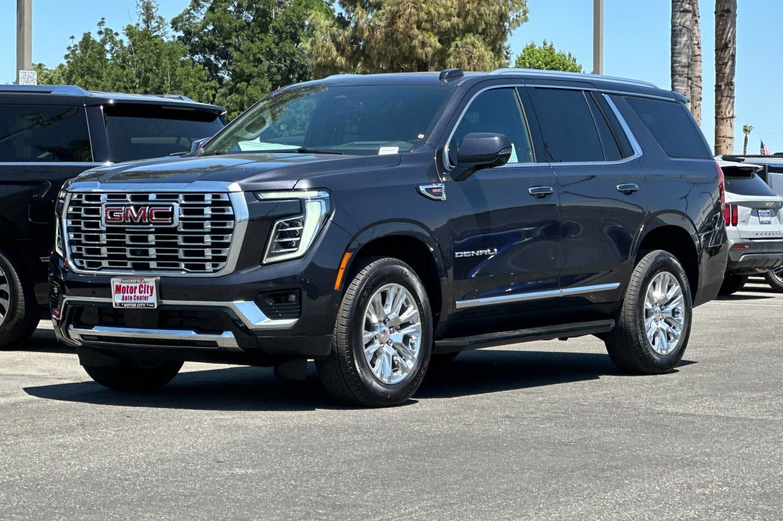 Certified 2025 GMC Yukon Denali RWD image 8