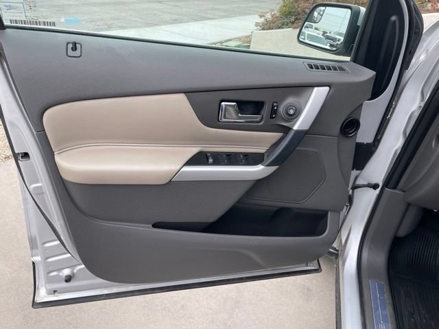 Used 2014 Ford Edge Limited AWD/4WD image 13