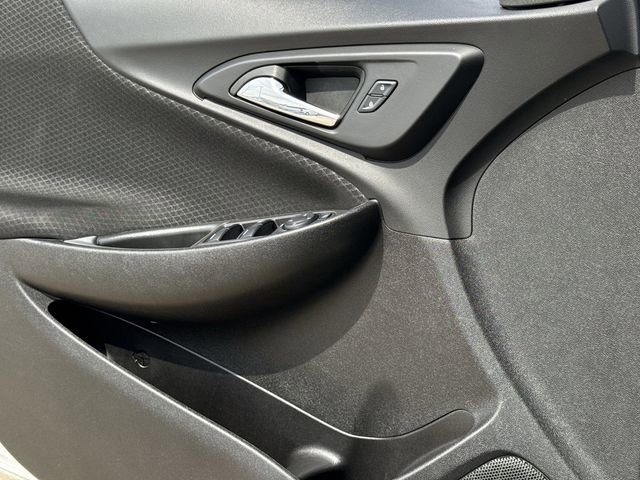 Used 2025 Chevrolet Malibu LT image 28