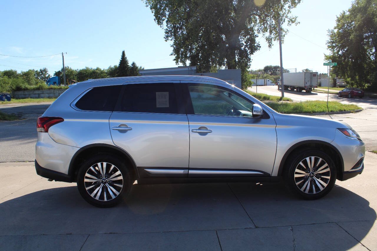 Used 2020 Mitsubishi Outlander SEL FWD image 5