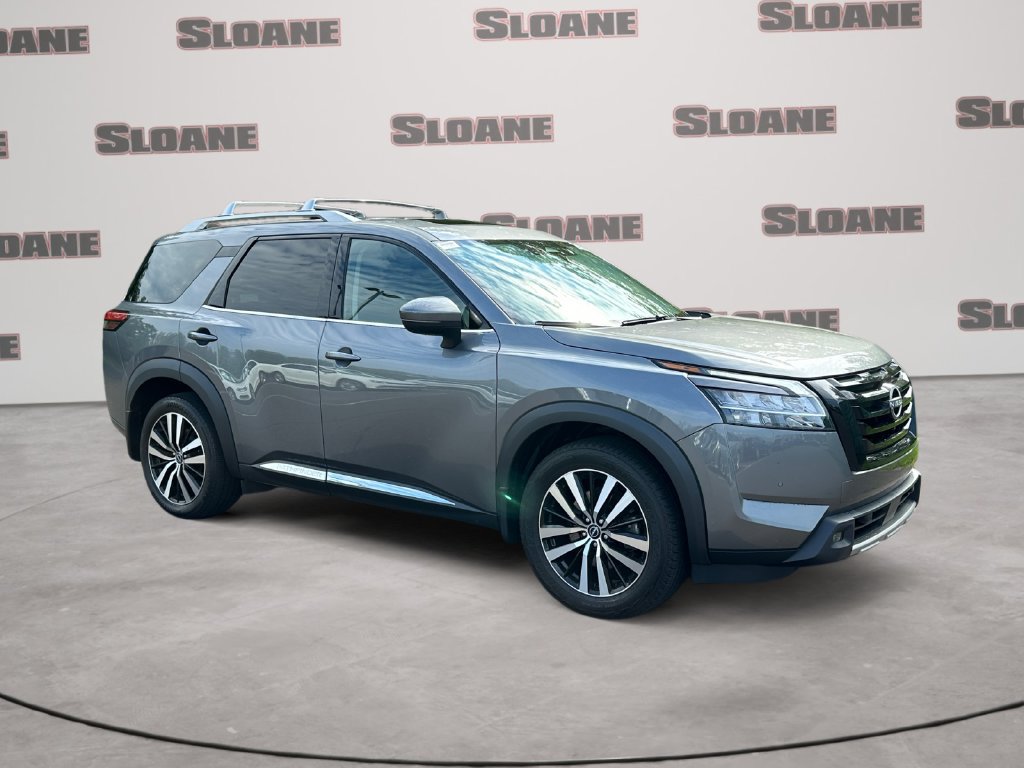 Used 2023 Nissan Pathfinder Platinum AWD/4WD image 7