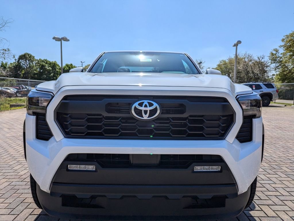 New 2025 Toyota Tacoma TRD Off-Road AWD/4WD image 2