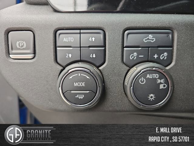 Used 2022 Chevrolet Silverado 1500 LT w/ Z71 Off-Road Package image 30