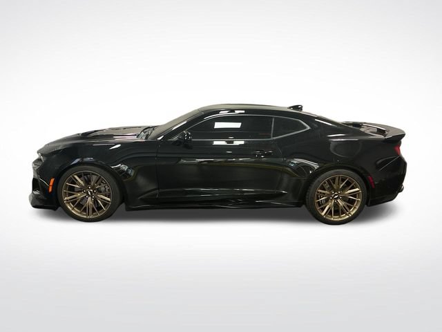 Used 2017 Chevrolet Camaro ZL1 RWD image 2