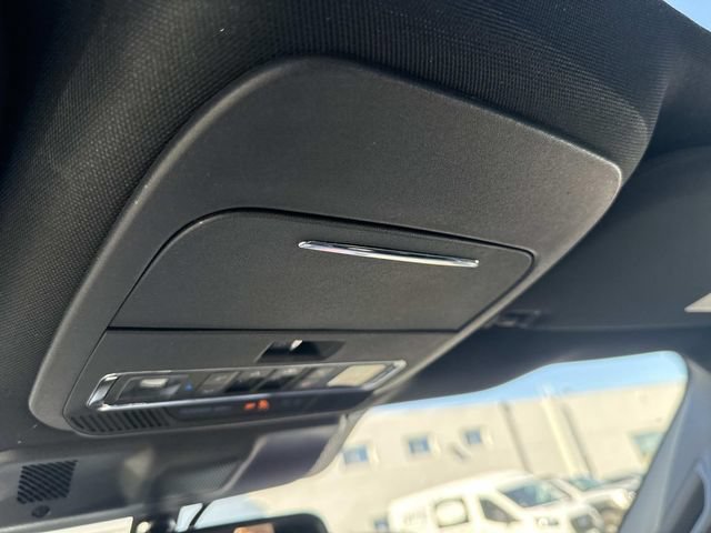 Used 2023 Ford F150 Lariat AWD/4WD image 35