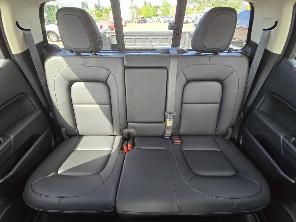 Used 2022 Chevrolet Colorado ZR2 AWD/4WD image 17