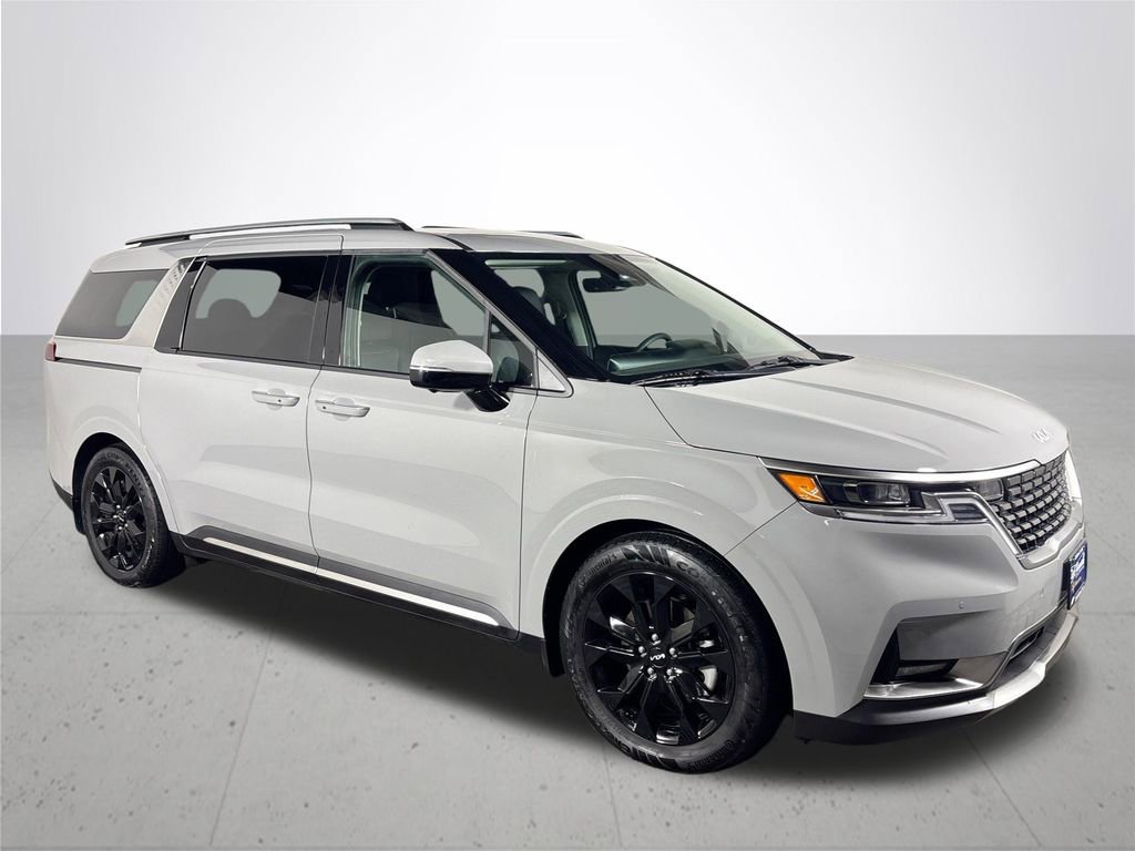 Certified 2024 Kia Carnival SX Prestige image 5