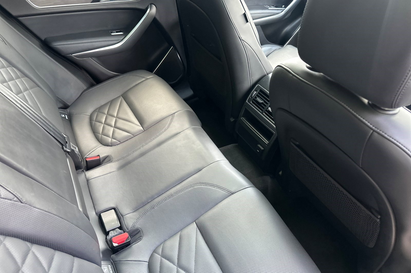 Used 2023 Jaguar F-PACE S image 30