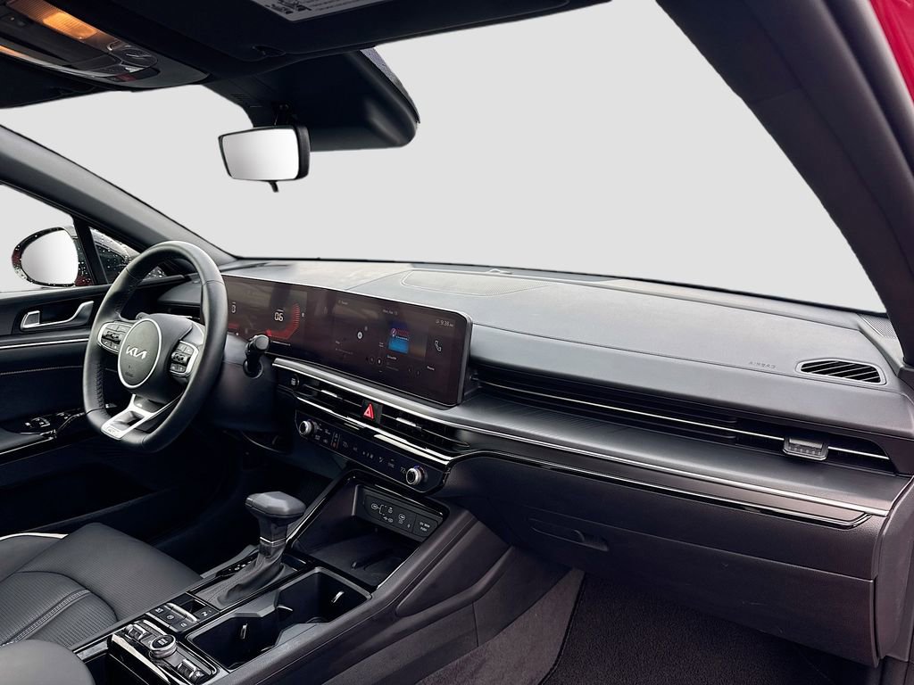 Certified 2025 Kia K5 GT-Line image 31