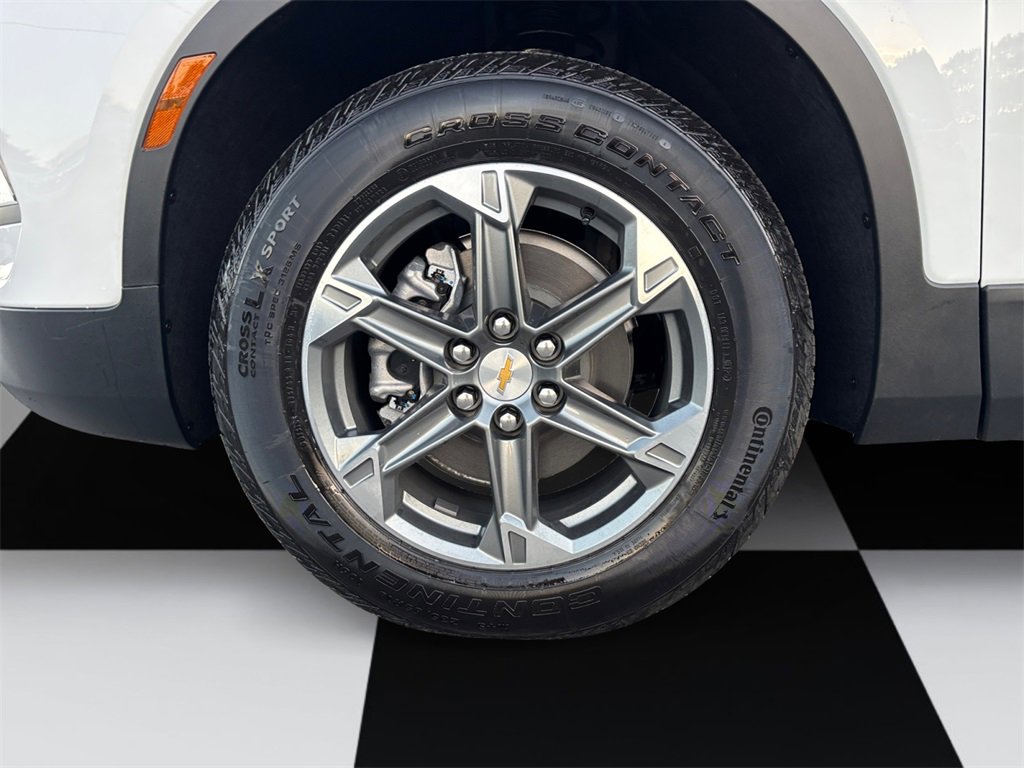 New 2025 Chevrolet Blazer LT w/ Driver Confidence Package image 14