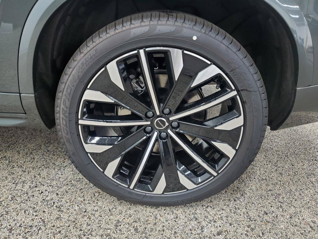 New 2027 Volvo XC90 B6 Ultra AWD/4WD image 12