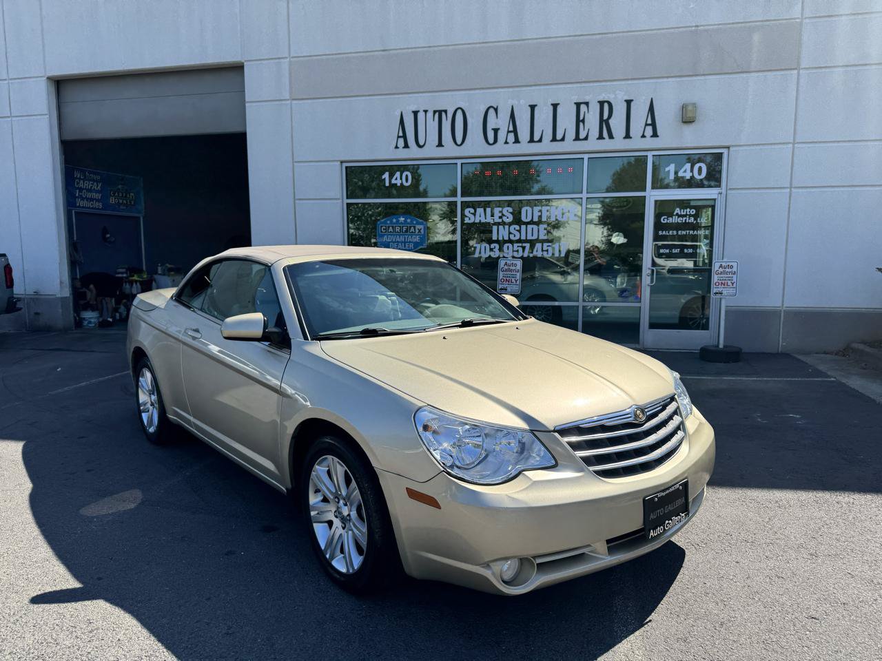 Used 2010 Chrysler Sebring Touring w/ Navigation & Sound Group I FWD image 24