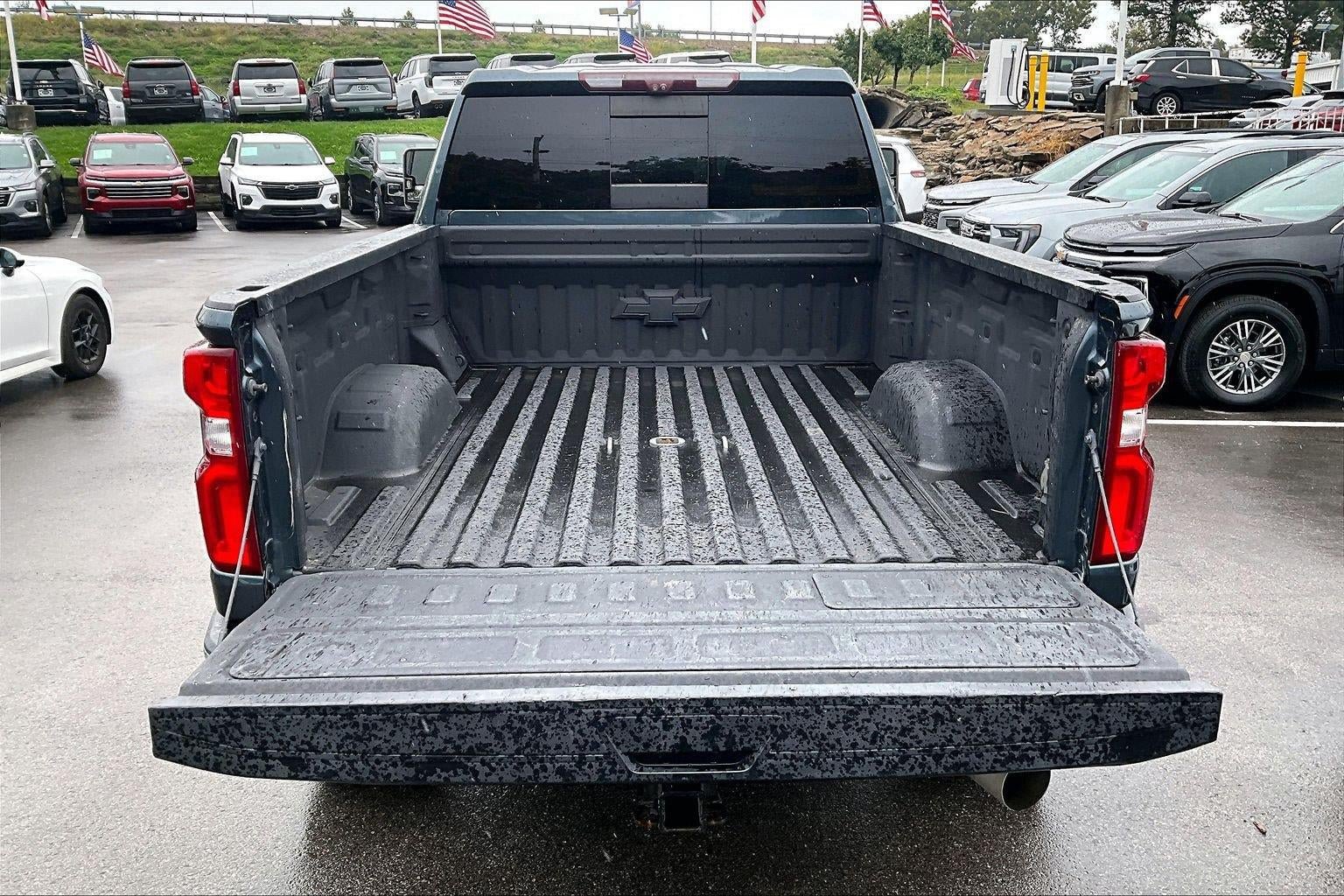 Used 2020 Chevrolet Silverado 2500 LTZ w/ LTZ Premium Package AWD/4WD image 4
