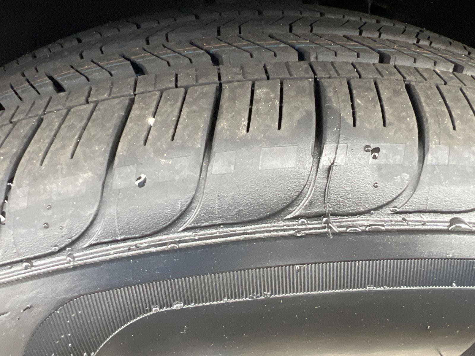 Used 2023 Chevrolet Traverse LT image 26