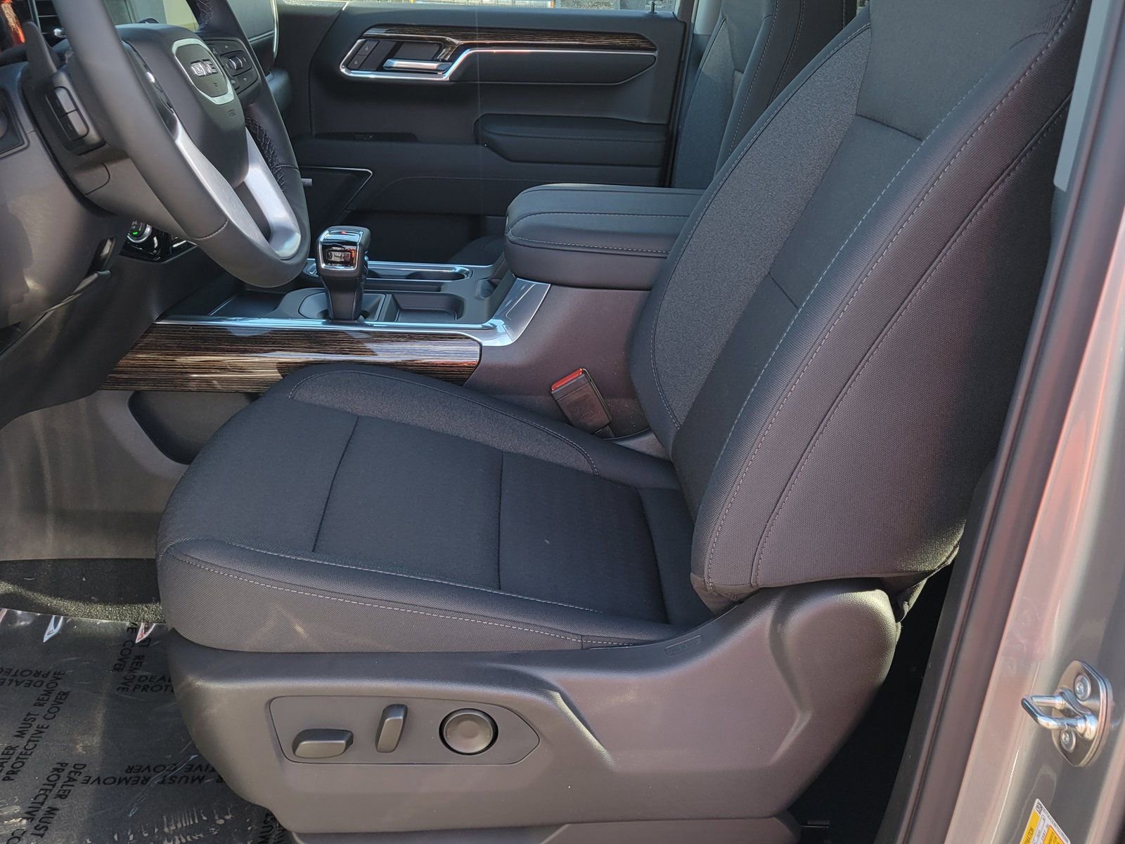 New 2026 GMC Sierra 1500 Elevation w/ Preferred Package image 6