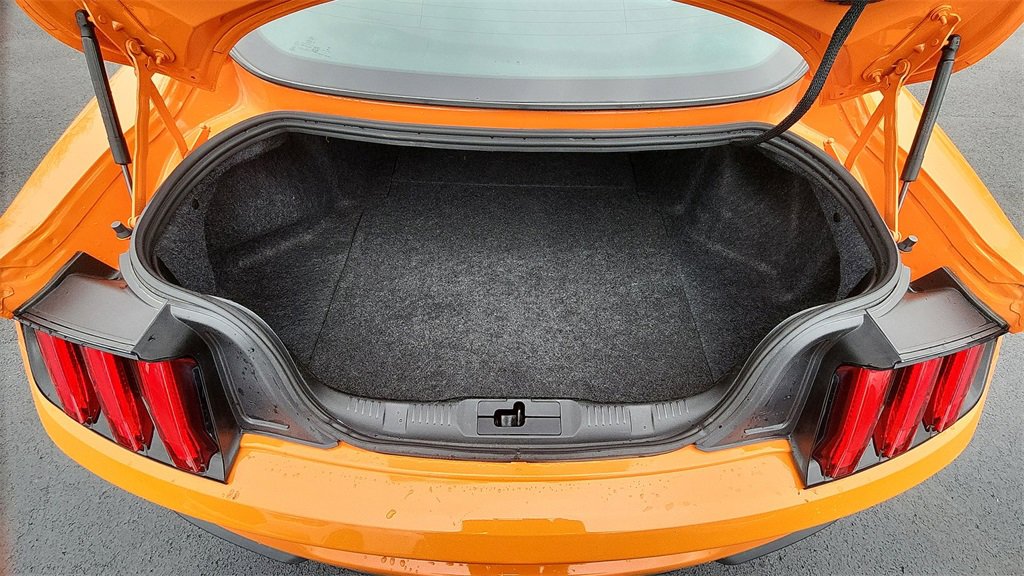 Used 2021 Ford Mustang GT Premium w/ Equipment Group 401A image 28