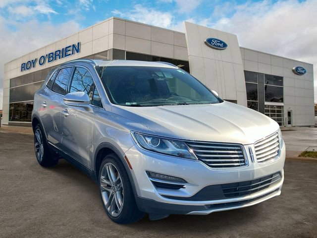 Used 2017 Lincoln MKC Reserve w/ Lincoln MKC Climate Package image 3
