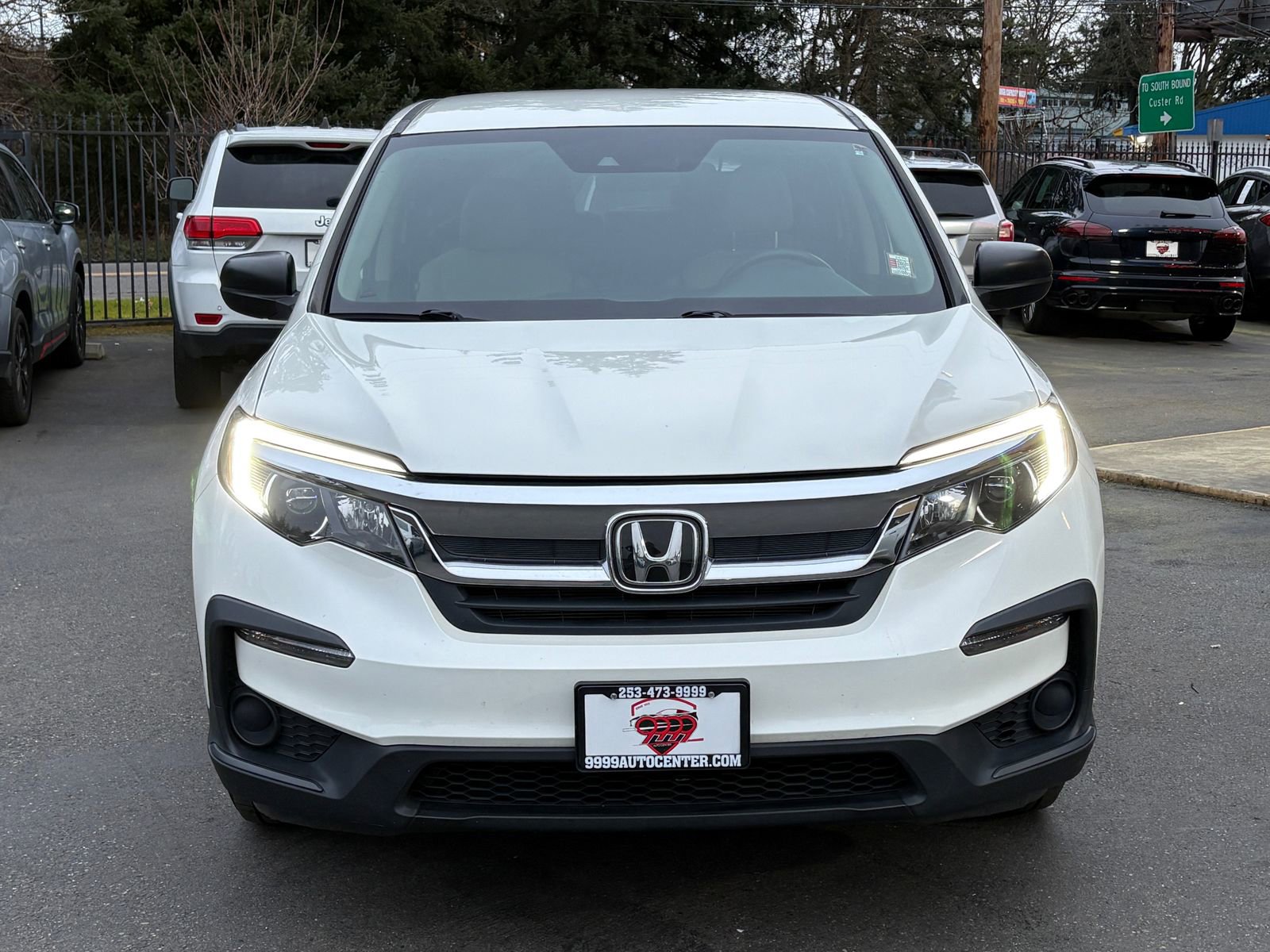 Used 2019 Honda Pilot LX image 2
