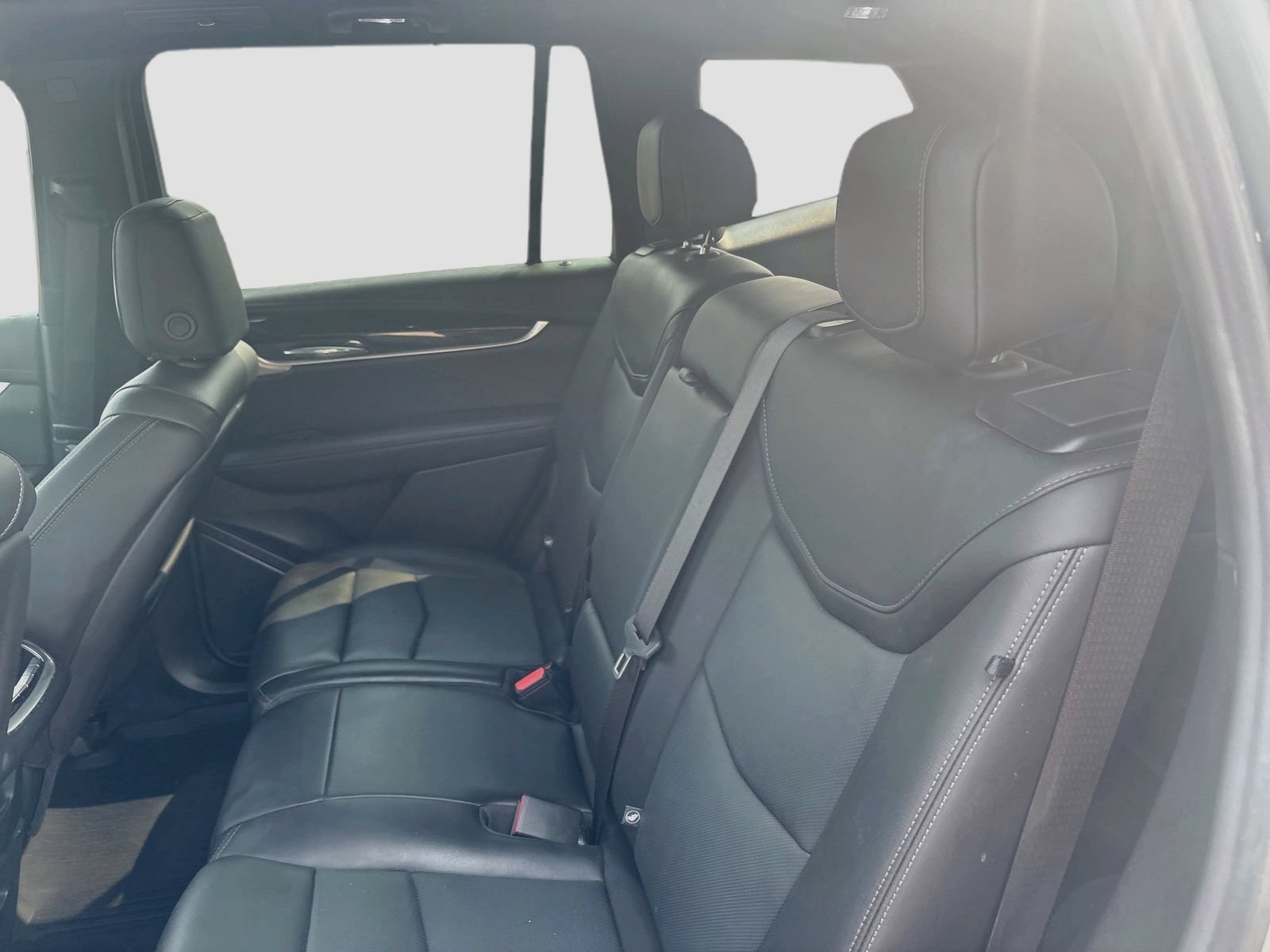 Used 2025 Cadillac XT6 Premium Luxury w/ LPO, Floor Liner Package AWD/4WD image 25
