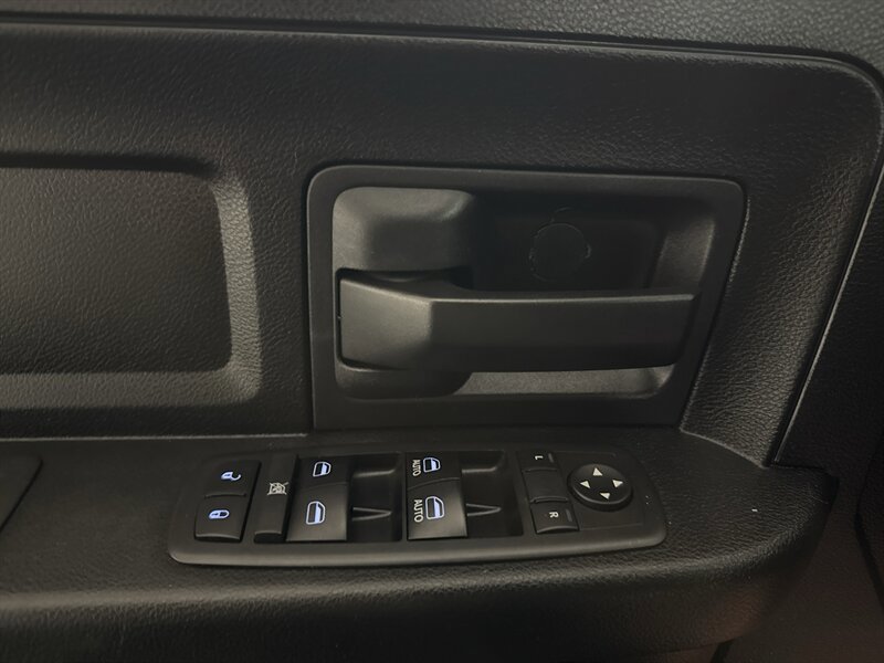 Used 2018 RAM 1500 HFE image 13