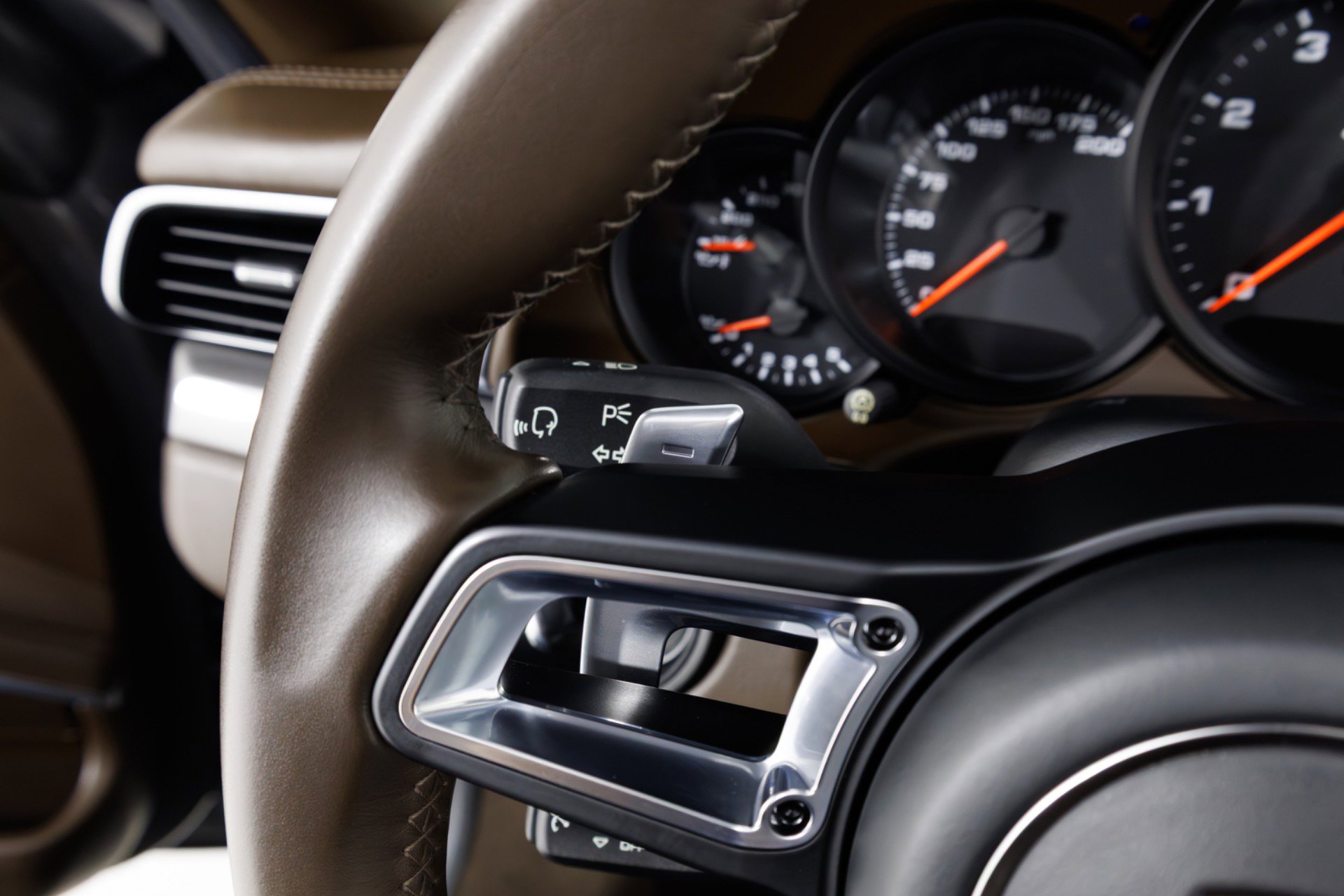 Used 2017 Porsche 911 Carrera GTS image 22