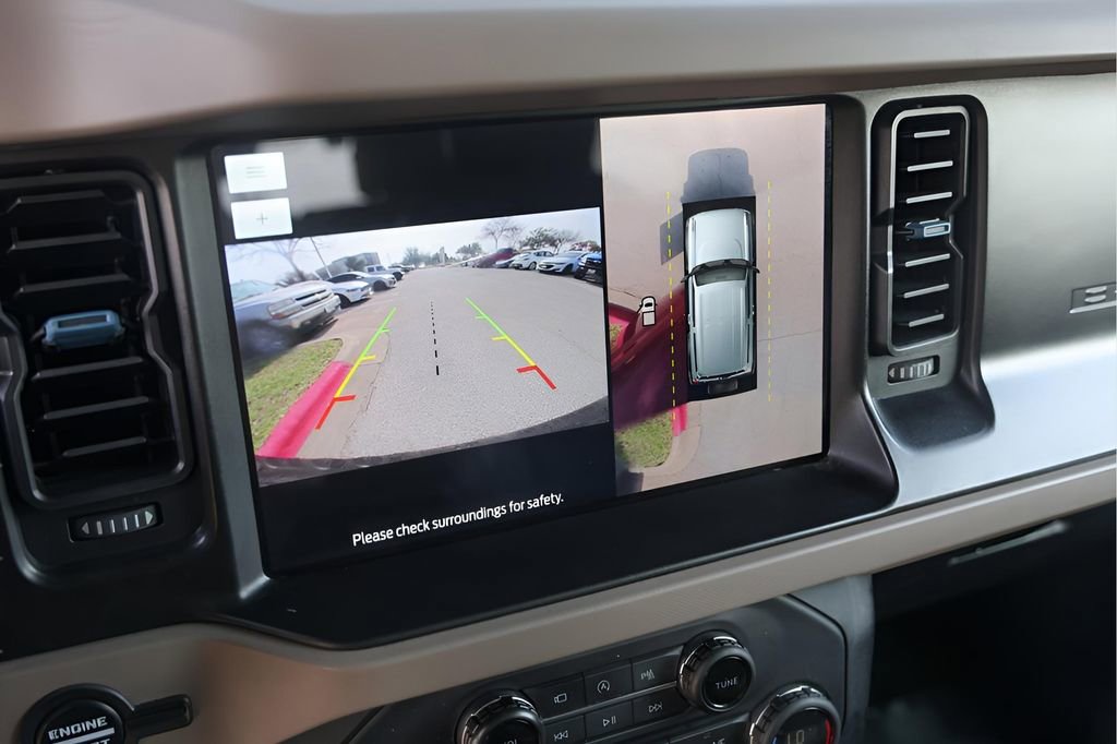 Used 2023 Ford Bronco Wildtrak image 20