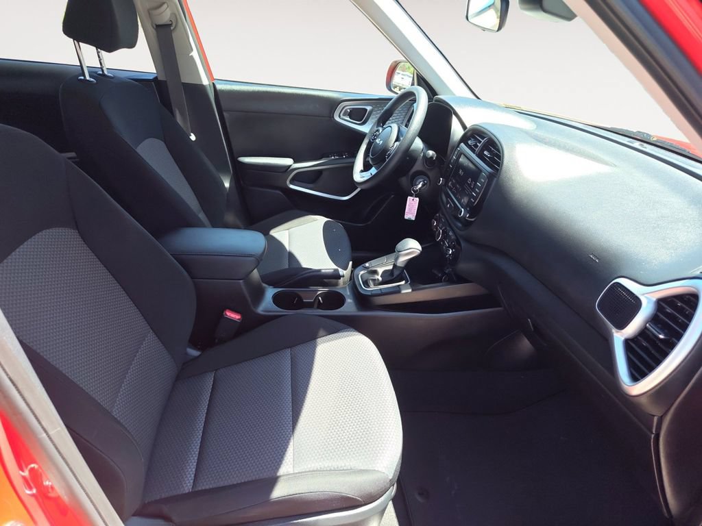 Used 2022 Kia Soul LX w/ Technology Package FWD image 15