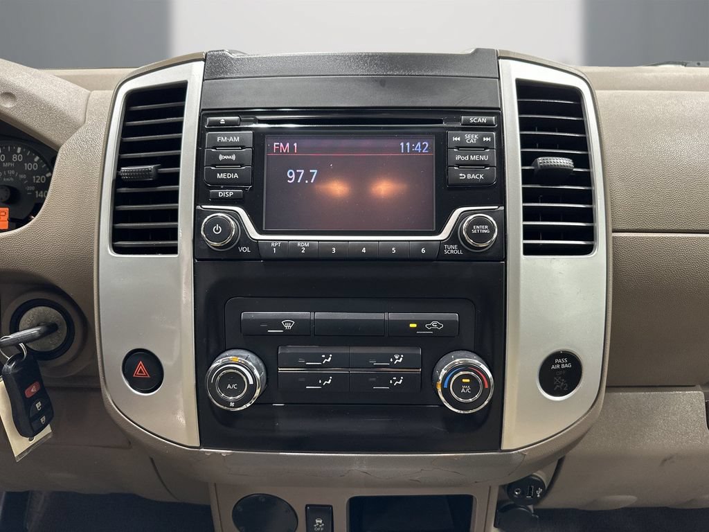 Used 2017 Nissan Frontier SV RWD image 19