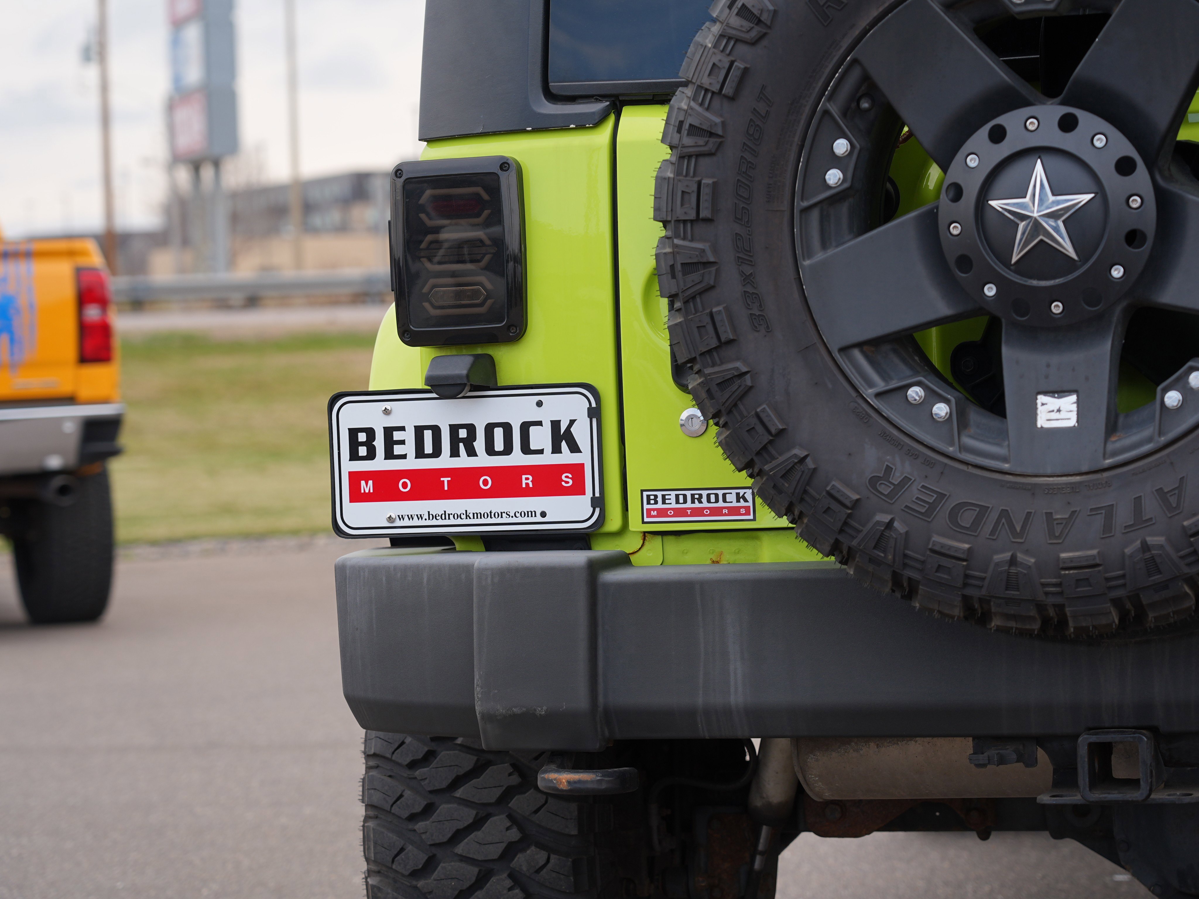 Used 2016 Jeep Wrangler Unlimited Sahara w/ Dual Top Group image 10