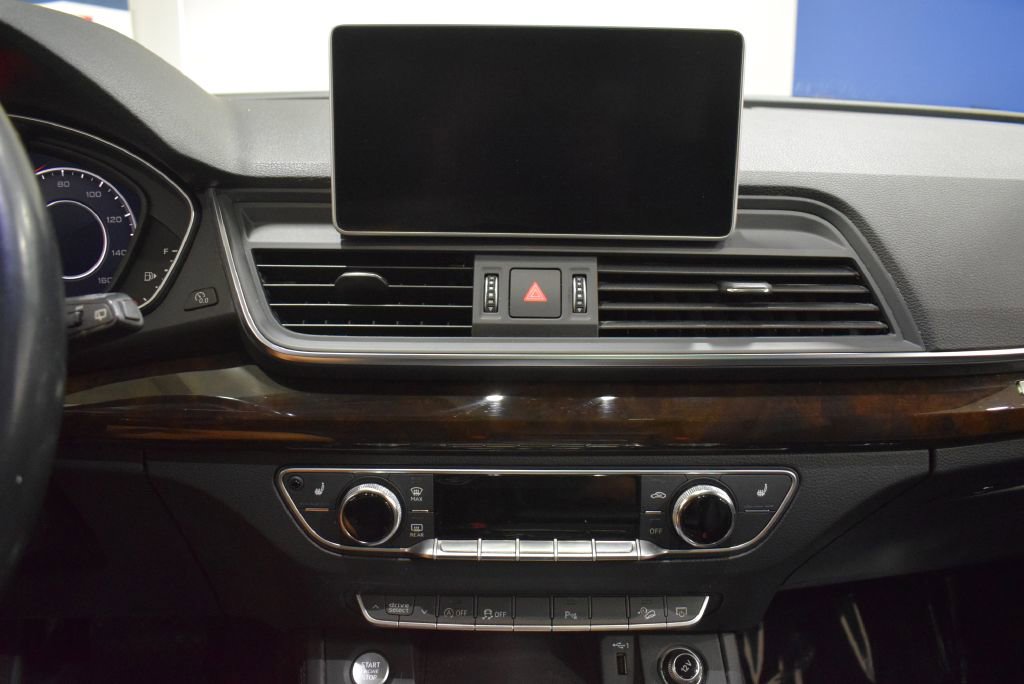 Used 2019 Audi Q5 2.0T Premium Plus image 22