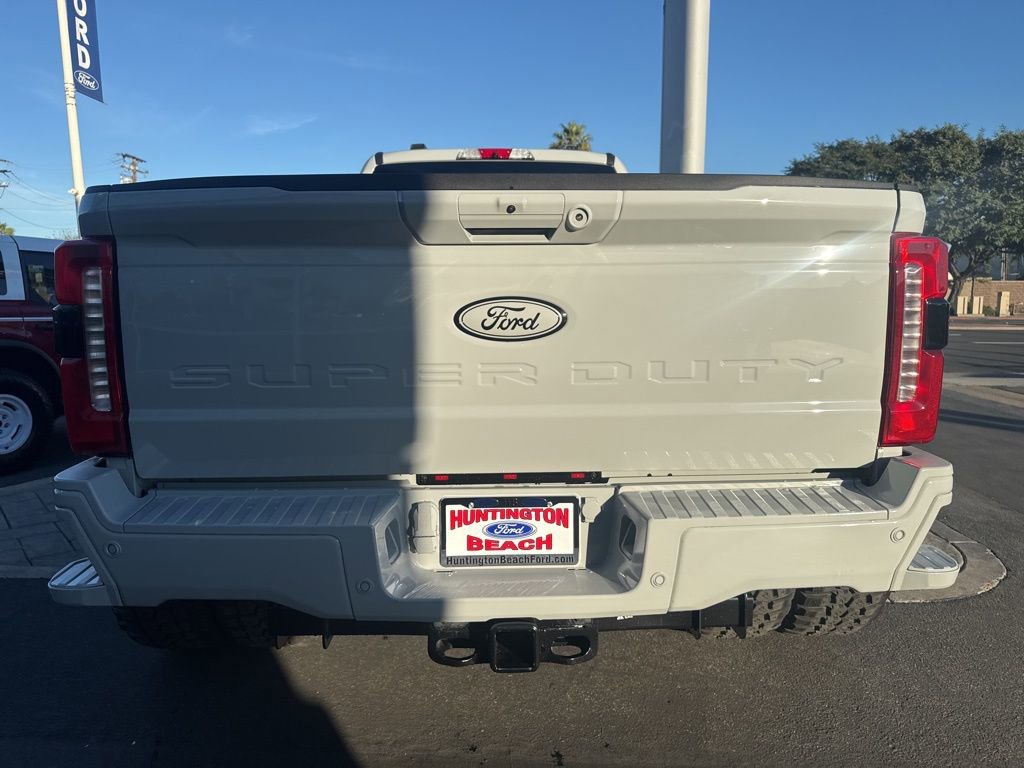 Used 2026 Ford F450 Lariat image 15