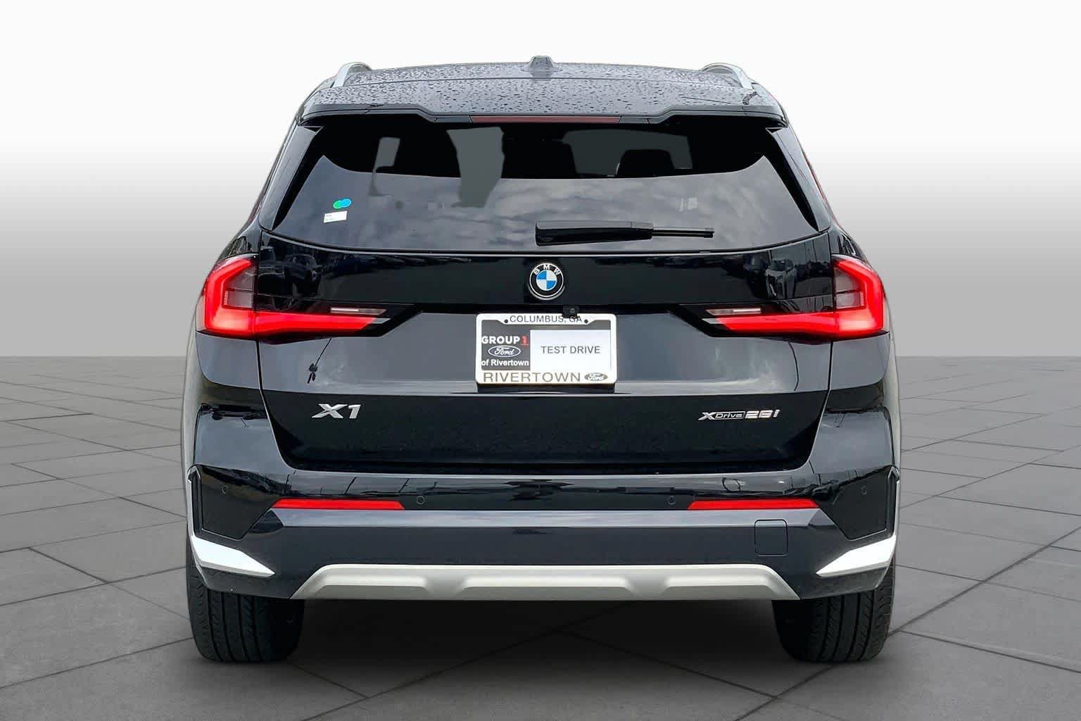 Used 2025 BMW X1 xDrive28i w/ Convenience Package AWD/4WD image 5