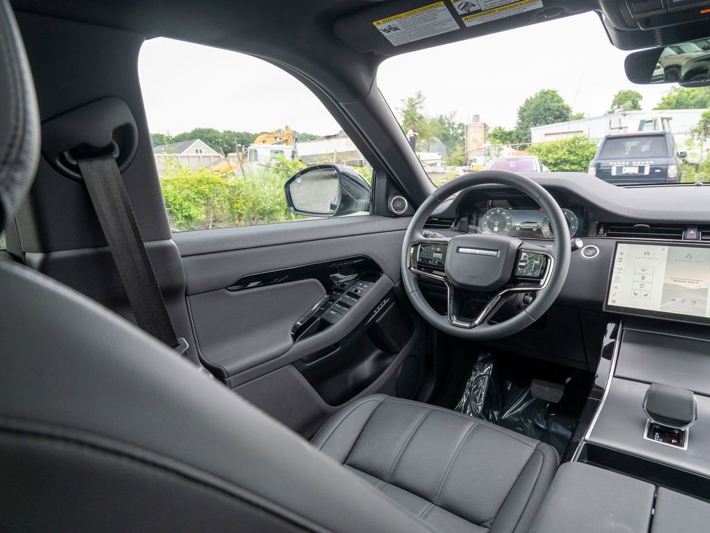 Certified 2026 Land Rover Range Rover Evoque S image 18