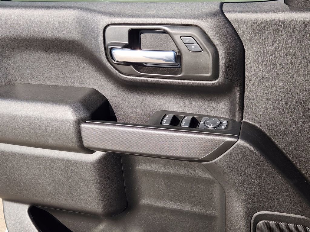 Used 2025 Chevrolet Silverado 1500 Custom w/ LPO, Dark Essentials Package image 30