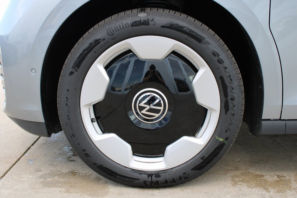 New 2025 Volkswagen ID. Buzz Pro S image 21