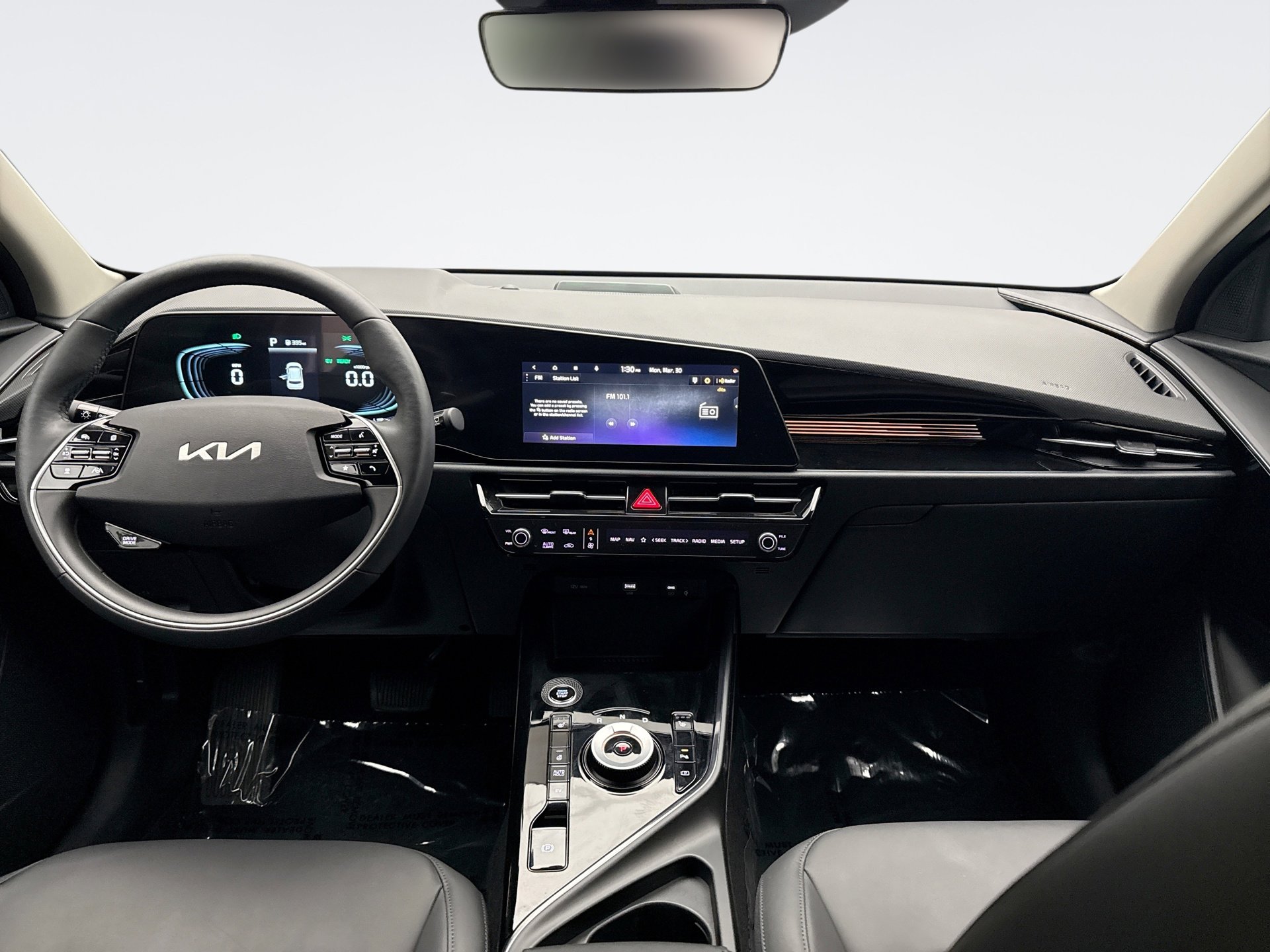 Used 2024 Kia Niro EX w/ EX Cold Weather Package image 14