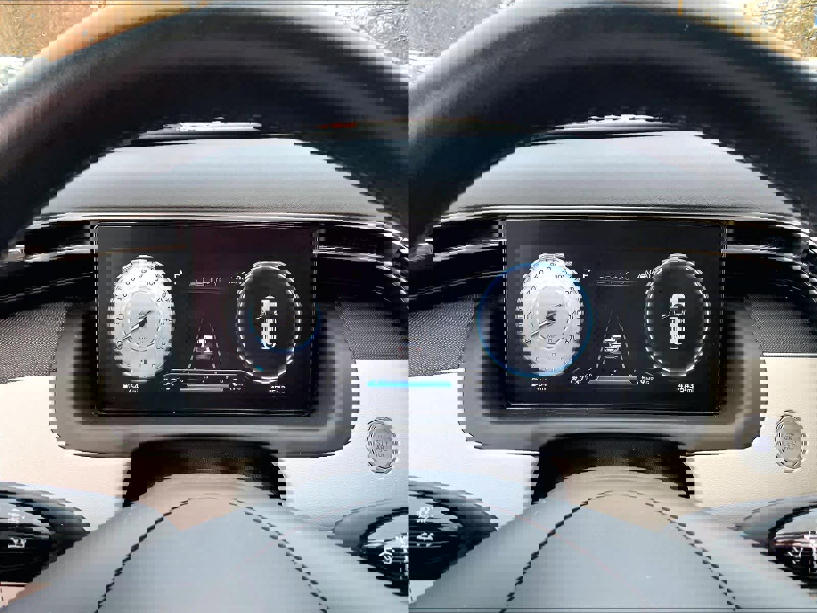 Used 2023 Hyundai Tucson Limited image 39