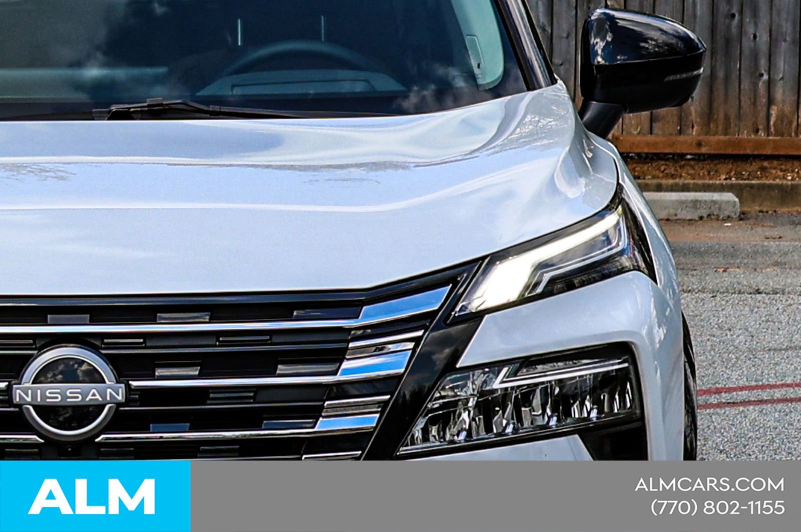 Used 2025 Nissan Rogue Platinum w/ Tech Package FWD image 15