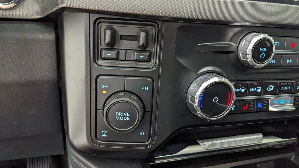 Certified 2025 Ford F250 Platinum AWD/4WD image 31