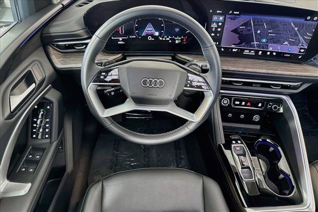 Used 2025 Audi Q5 Premium w/ Convenience Package AWD/4WD image 19